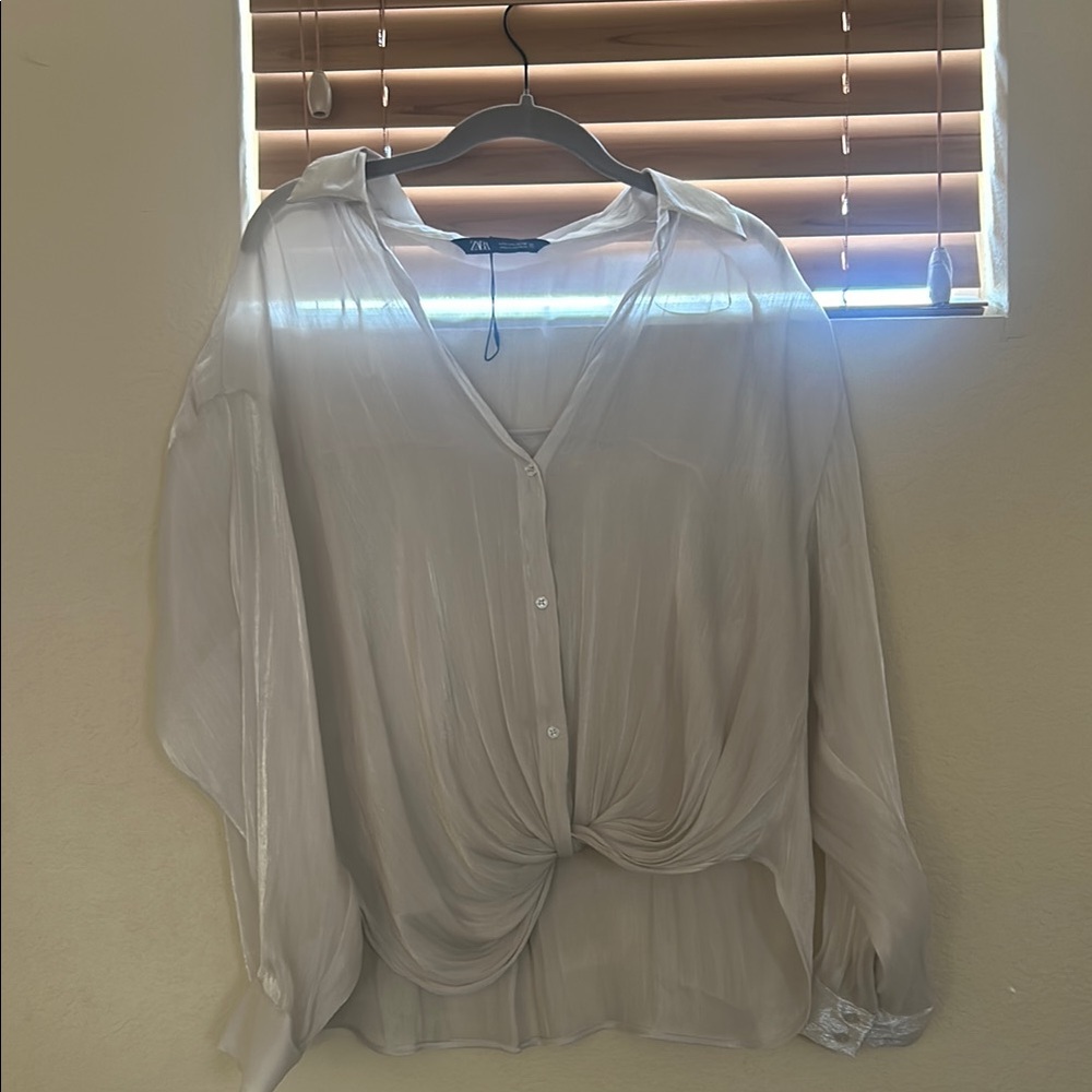 Zara Women's Cream Blouse